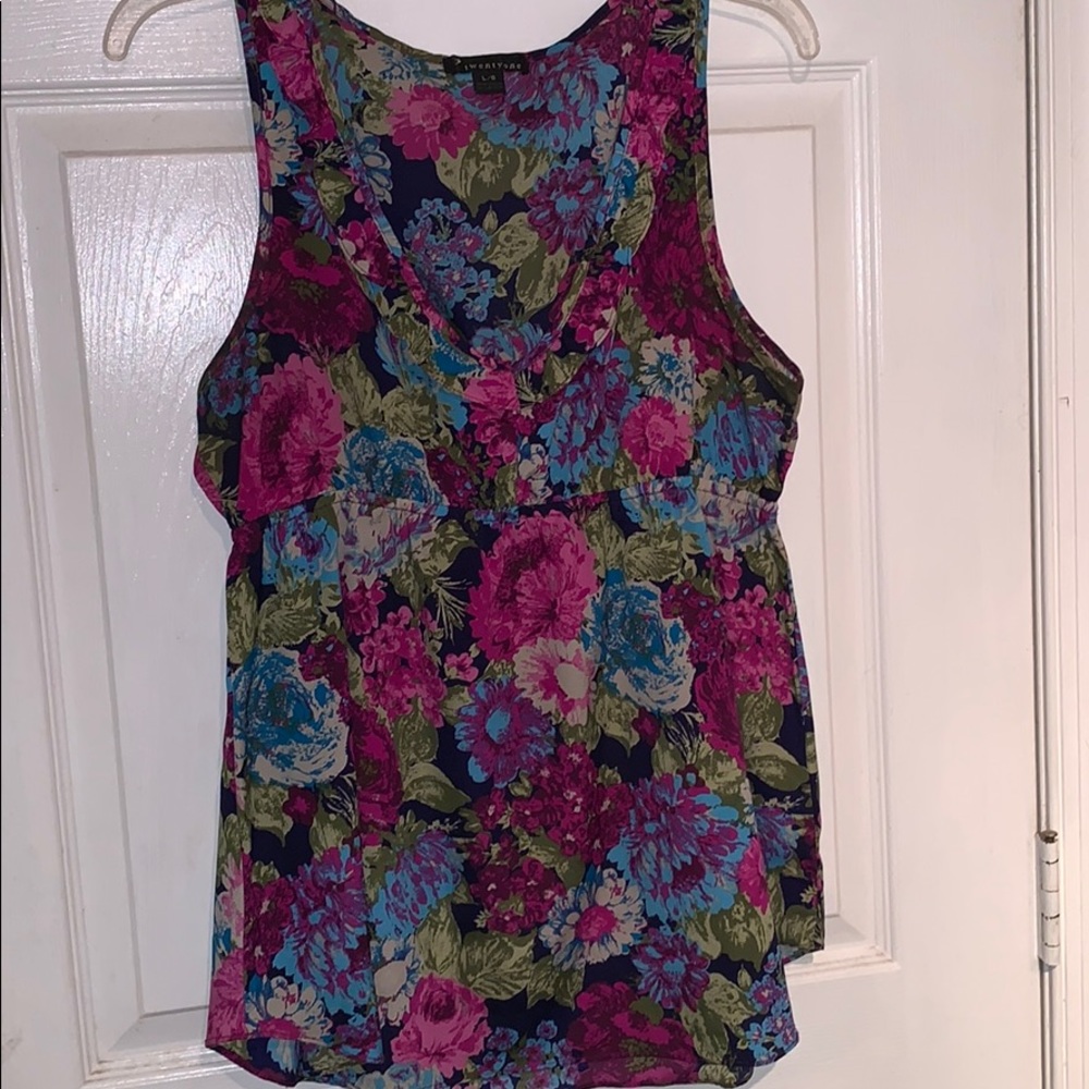 Flowered tunic